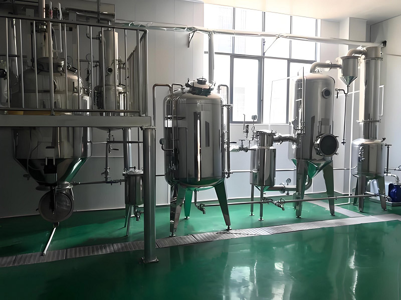 玫瑰精油提取浓缩设备工艺流程